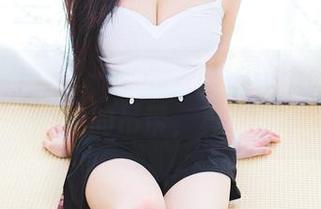 GIRLT果团网 – 最新图集快来瞧瞧！little贝壳喵和她的吊带，真是太会挑了！