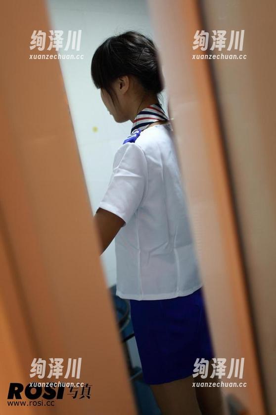 ROSI泳衣：高清照片，竟然可以让一缕阳光如此迷人