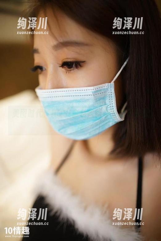 美图时代：ROSI白色丝袜带来的光影魔法