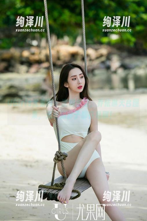 UGirls尤果网 - 定制生活，乔依琳天台图集，光线和影子都在私聊！