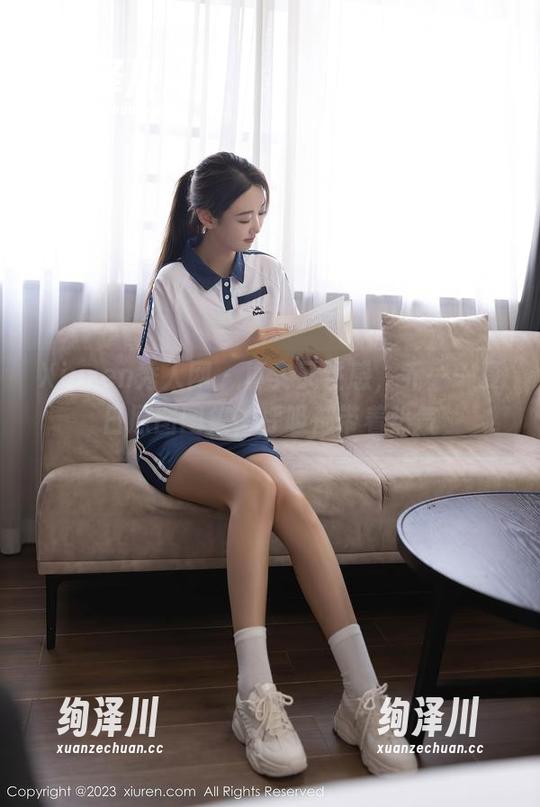 Xiuren秀人网 - 真实又性感，乔一一夏日原图图集，呼吸都带着热气