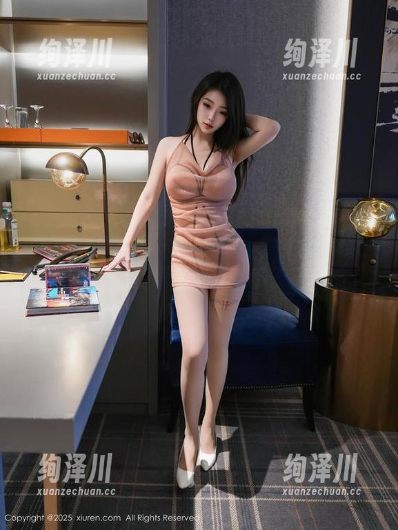 Xiuren秀人网 - 晓梦may的全套运动图包：我的眼睛真是受不了呀！