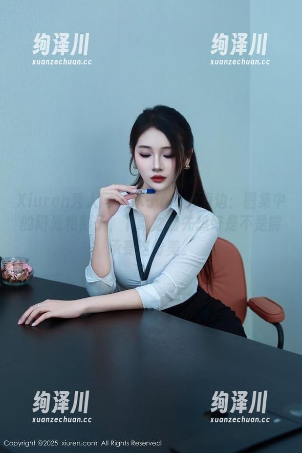Xiuren秀人网 - 木子nana海边：图集中的阳光和影子，下载之前先想好是不是能承受这份美。