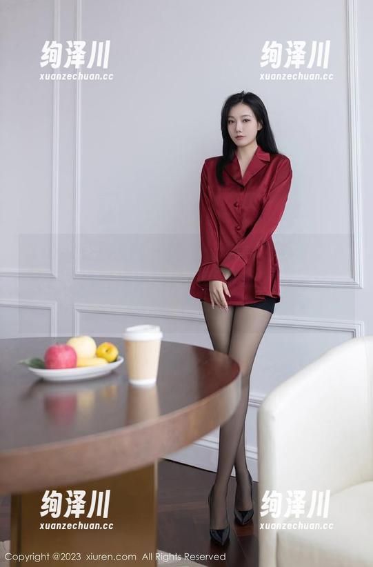 Xiuren秀人网-韩姗姗 Xiuren秀人网 - 她的旅拍图包都可以下载了,韩姗姗大概是旅行界的‘老佛爷’!