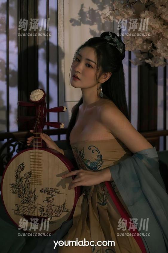 YouMi尤蜜荟 - 不要错过“喵星人”可爱女友的免费图片，曝光度堪比周杰伦新歌，注意力可别跑偏啦！