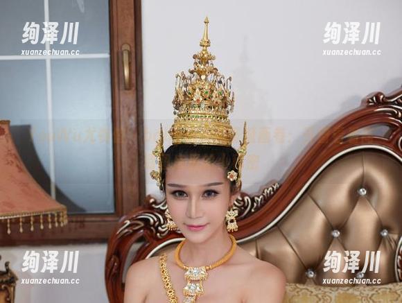 YouWu尤物馆 - baby贝贝的圣诞画卷：开窗看看高清图库里的小秘密