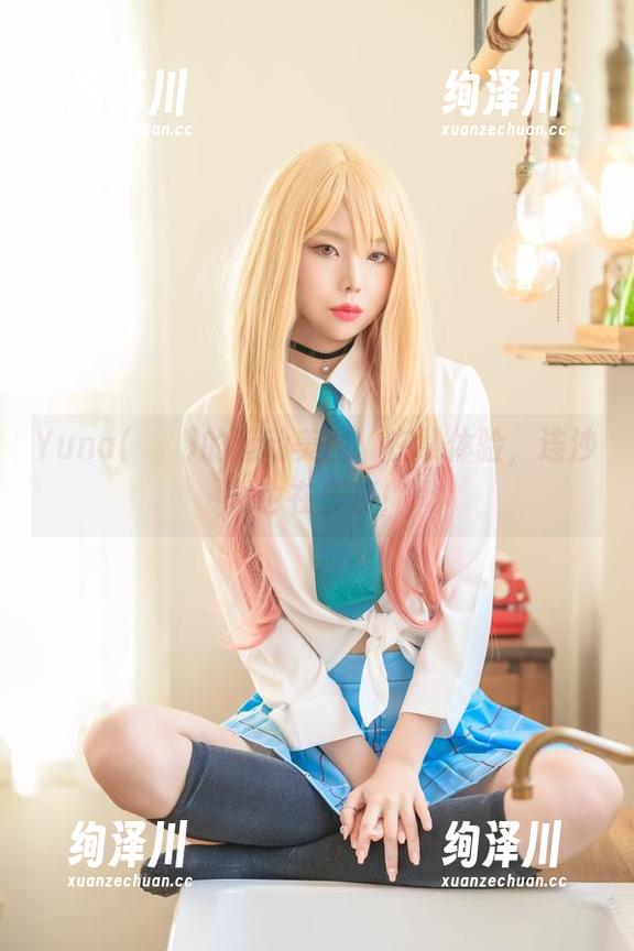 Yuna(윤아)的运动美图：在线体验，连沙发也在羡慕！