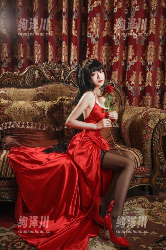 收集一米八的大梨子的美少女战士私拍，别说我没告诉你！