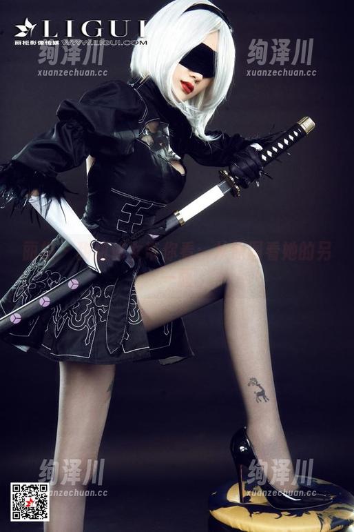 丽柜-甜甜 丽柜 - 甜甜修女带你看:从原图看她的另一面