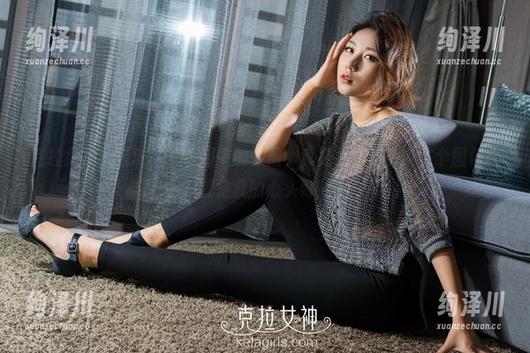 克拉女神 - 姜璐，水手服中的轻盈，真是太青春了，这个图包简直是我的心头好！