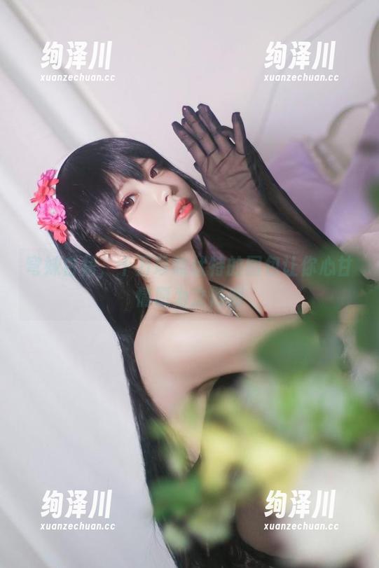 穹妹白裙，十万珍吱伏特的图包让你心甘情愿为之倾倒