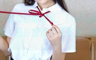 嗲囡囡 – 黑与白的对峙：Emily顾奈奈酱写真全集，轻轻撩动那些不为人知的柔情。