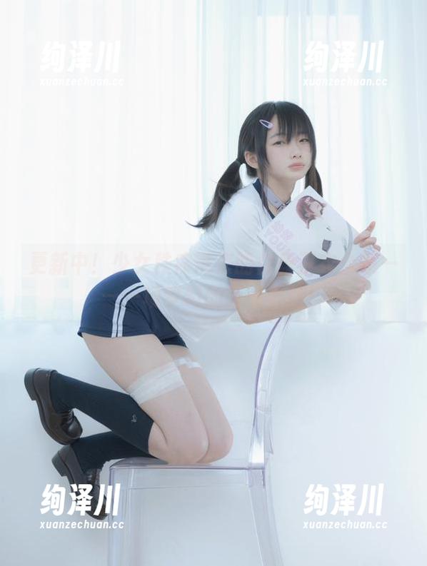 更新中！少女秩序带来的白丝卫衣合集——一场梦幻的时尚冒险！