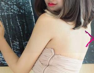尤果网 – Sara与纯白的绝妙合作：白到你想戴墨镜看！