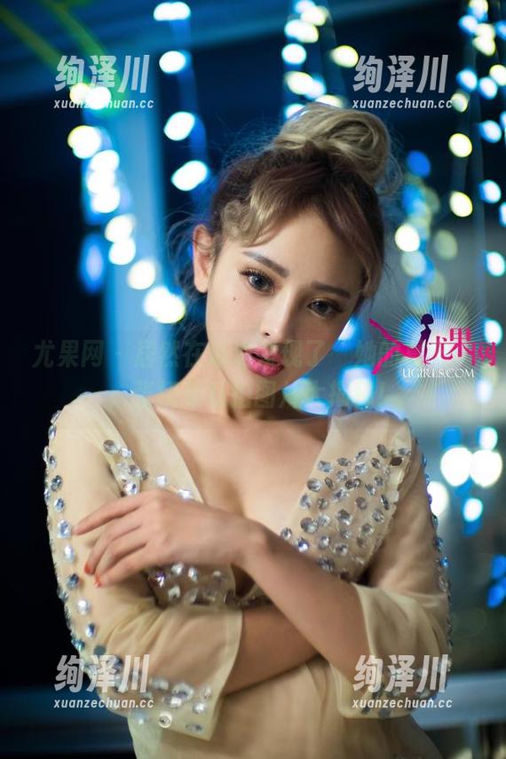 尤果网 - 居然在泳池发现了‘她的夏天’，张栩菲私拍图片大揭秘！