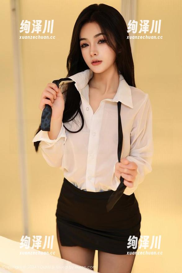 尤蜜荟-小海臀Rena 尤蜜荟 - 一波小海臀Rena,二波海边:美图的背后总有秘密