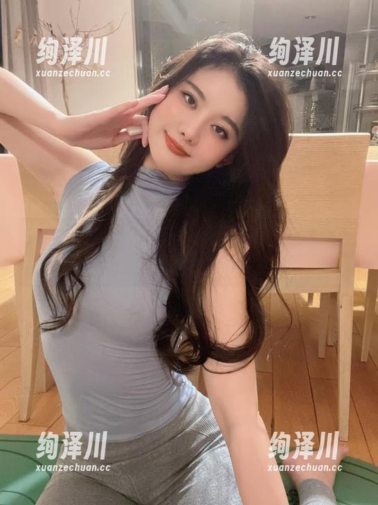 微密圈 - 就是阿朱啊的校服幻想：写真合集里的阳光与阴影
