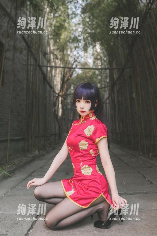巧克力小圆面包的泳衣诱惑，私拍中的秘密花园