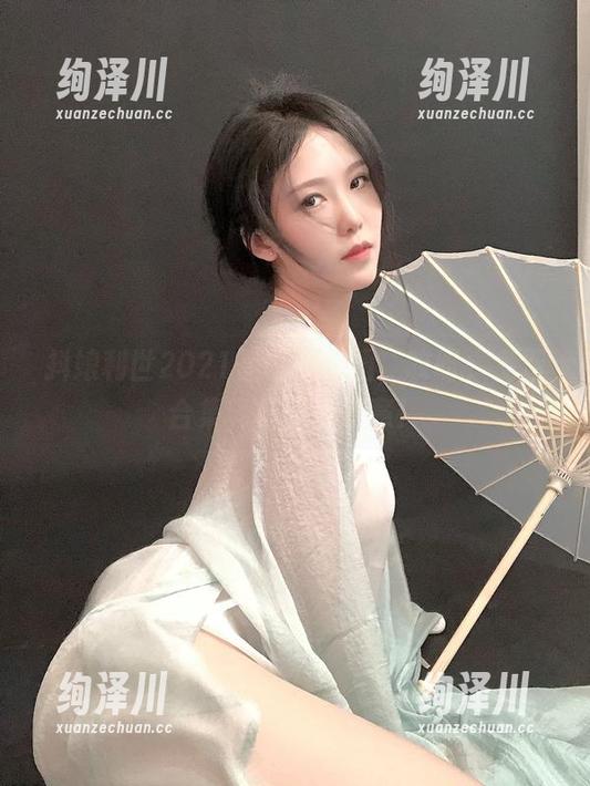 抖娘利世2021圣诞微密圈，哎呀，免费合集真是个好主意！