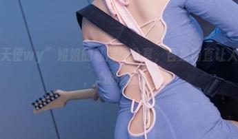 “无颜小天使wy”姐姐的私房照分享，合集简直让人眼前一亮，心跳加速！