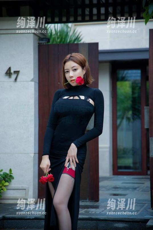 果儿Victoria 微密圈 - 果儿Victoria的写真发布会:在暮色中迷失的春光与我们无关。