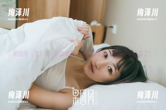 果团网 - 看！龚玥菲的美图，御姐气场强大到要穿越屏幕了！