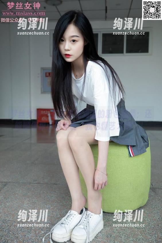 梦丝女神 - 在线感受刘诺的粉色图集：还能顺便跟小伙伴说‘我也懂艺术哦’！