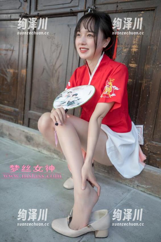 梦丝女神-莹仙女 梦丝女神 - 暖阳下的莹仙女,泳装写真分享,快来围观!