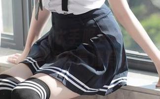 模范学院 – 谁说水手服只能在海洋里？陈小诺Niki带你在高清写真中遨游！