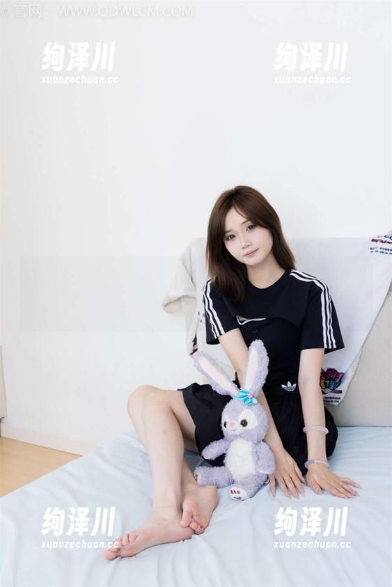 物恋传媒 - 来看看！小竹女孩写真最新资源，没点小幽默，怎么能行！