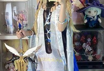 白栎Shirly再出新招：最新自拍分享，个性瞬间哪那么简单！