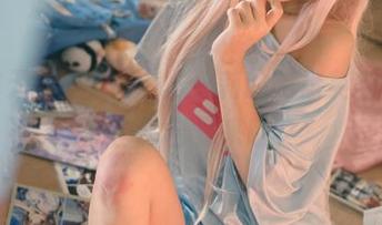 拯救无聊时光，神沢永莉的网盘英梨梨修女自拍合集来啦！