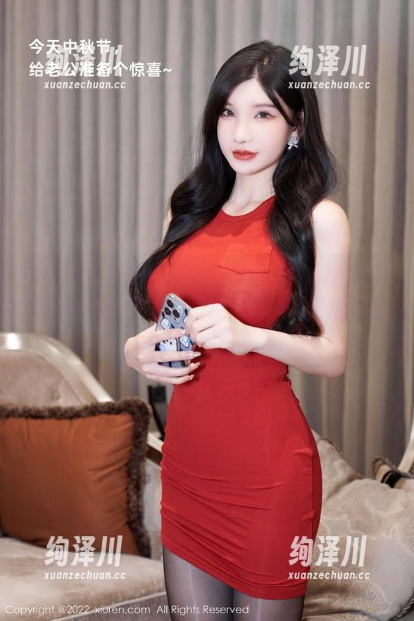 秀人网 - 穿上王馨瑶yanni的礼服，我感觉自己要去参加时装周！原图和壁纸奉上，让你也闪闪发光！