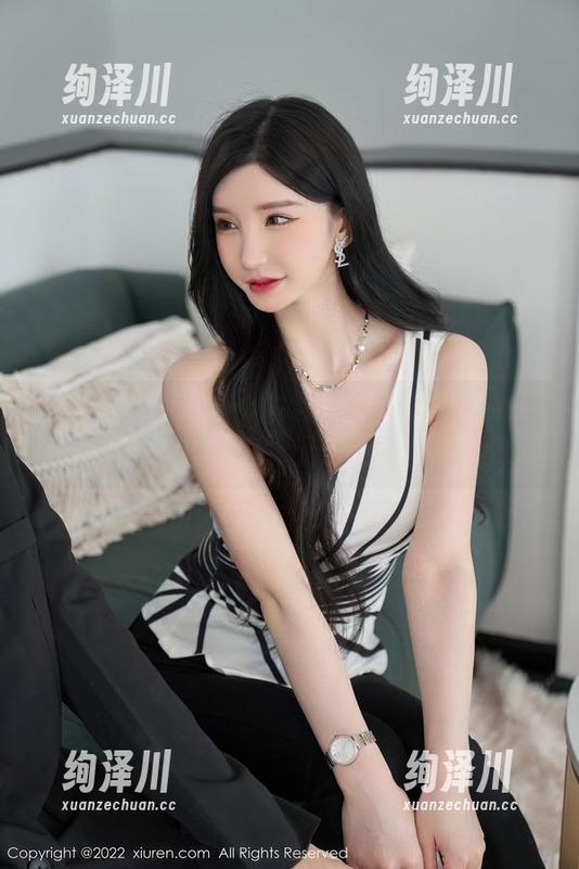 秀人网-盼盼玉奴 秀人网 - 盼盼玉奴的裸足高清集:看她如何用脚趾演绎无言的魅力。