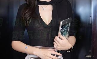 秀人网 – 翻看谢小蒽的女友全套图集，感觉空气都变得柔软了。