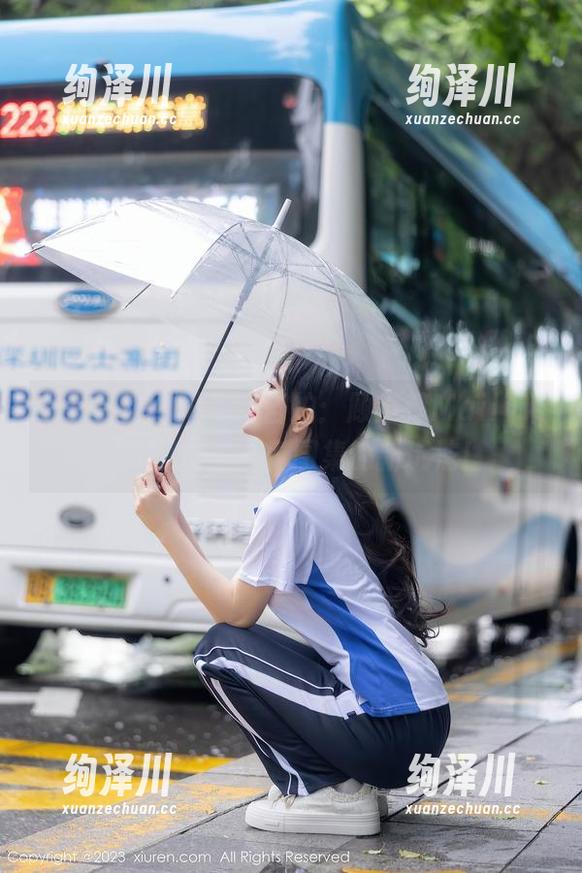 秀人网-顾楚楚Maily 秀人网 - 从淋浴到自拍:顾楚楚Maily带你解锁浴室写真图集的新玩法!
