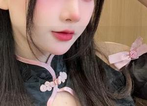 秋山AkI的女神范儿，原图会让你禁不住多看几遍！