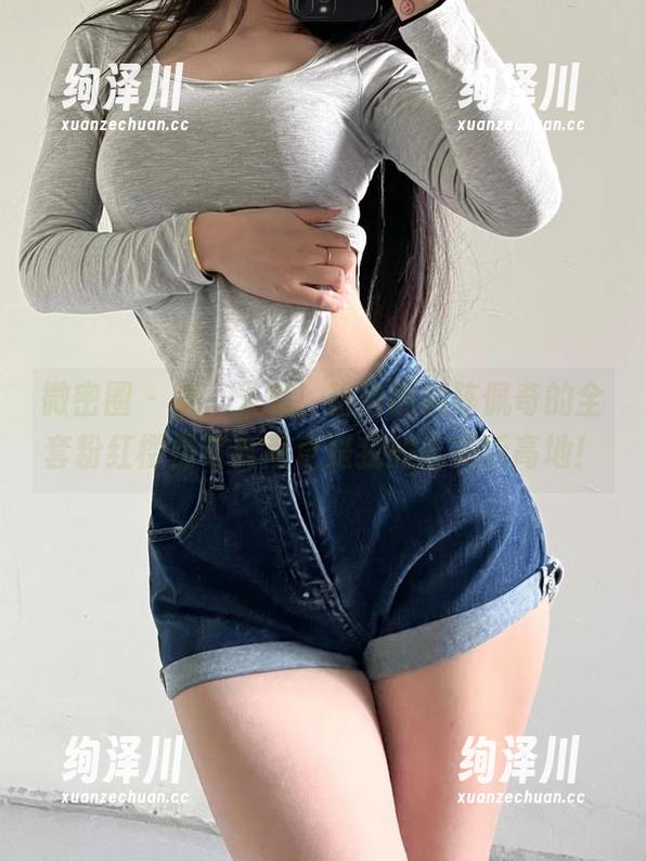 粉色的猪陈佩奇 微密圈 - 哦,天哪!粉色的猪陈佩奇的全套粉红樱桃写真简直是我的审美新高地!