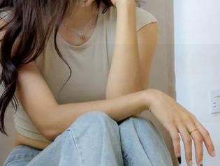 绮梦摄影 – 在yuuu的白丝资源中，寻找那份隐秘的迷醉