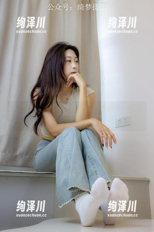 绮梦摄影 - 在yuuu的白丝资源中，寻找那份隐秘的迷醉