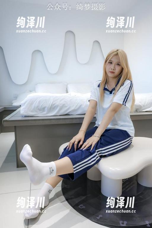 绮梦摄影-小艺 绮梦摄影 - 校园写真精选:小艺的套图,让我感觉上学这么“好玩”?