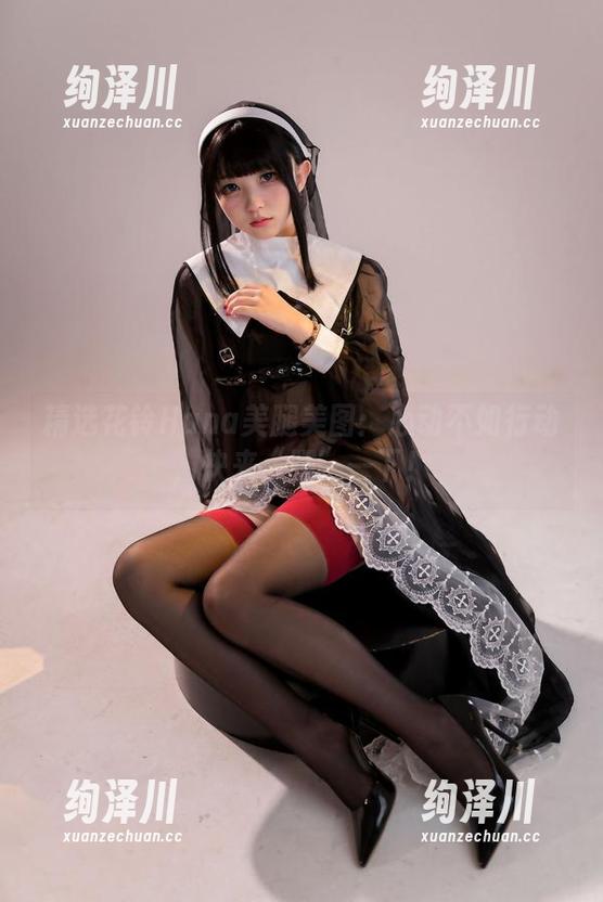 花铃Hana 精选花铃Hana美腿美图:心动不如行动,快来“腿”一下!