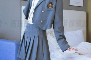 袜啵啵 – 瑶瑶的JK制服：带你领略壁纸合集的无限可能！
