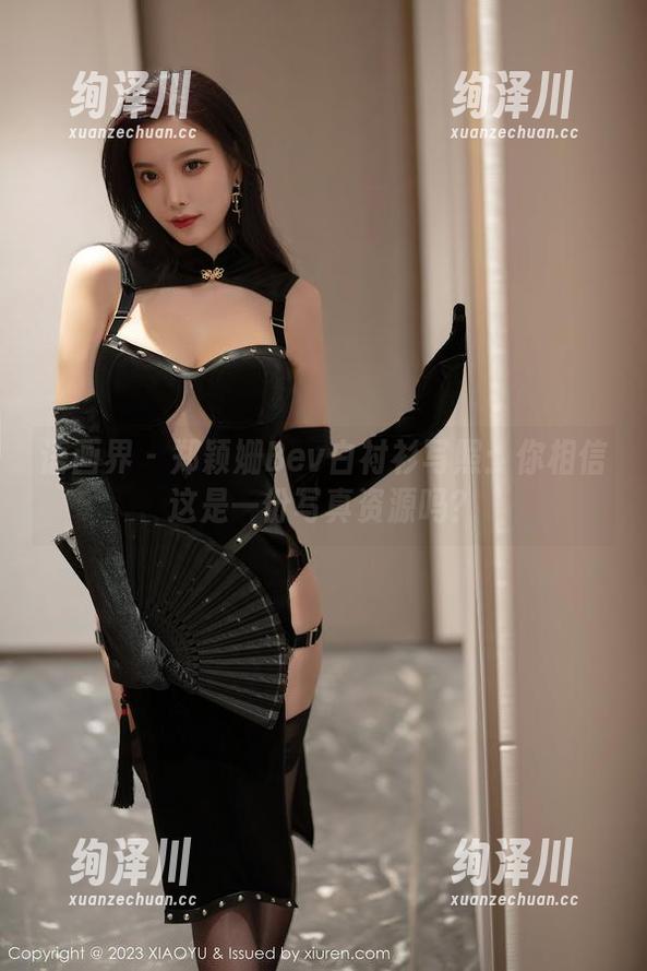 语画界 - 郑颖姗Bev白衬衫写照：你相信这是一份写真资源吗？
