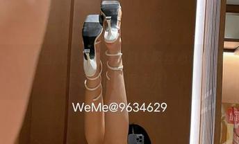 微密圈 – 快来围观！迷人的五姨太肉丝心动的美图更新，保证让你心扉大开！