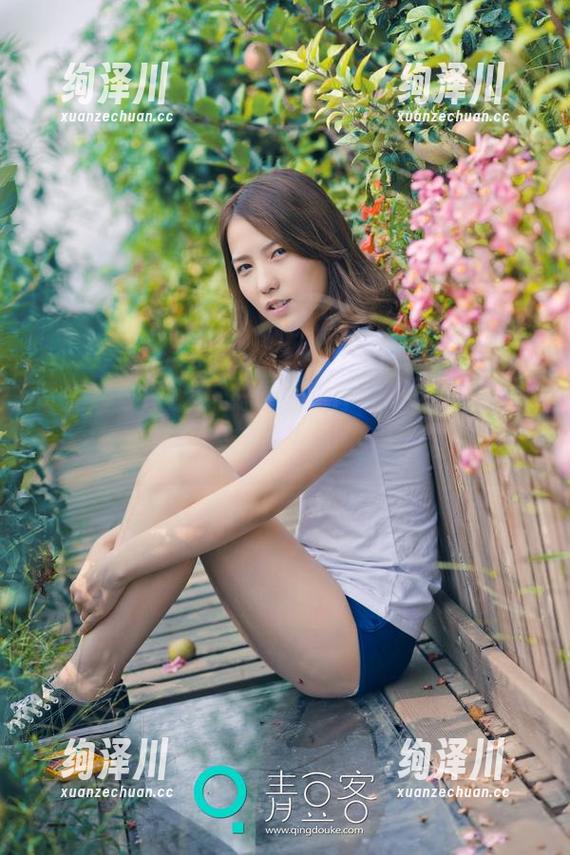 青豆客 - 更新！陈嘉嘉Tiffany的白色写真集，让你看到什么叫“白得发光”