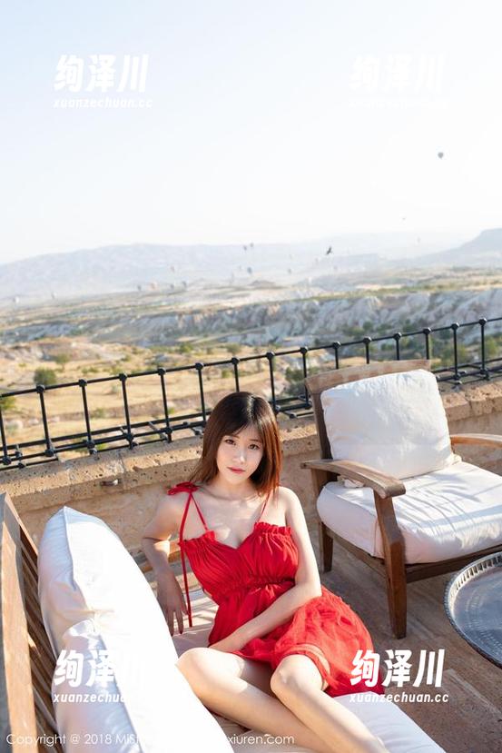 魅妍社 - 看赵梦洁的水手服写真，突然觉得壁纸也能有这么多情绪，情不自禁想换桌面。